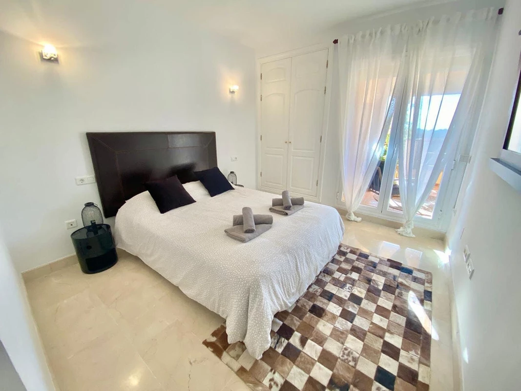 8-e64a9055bba3e77ac8aca3b893cdf826