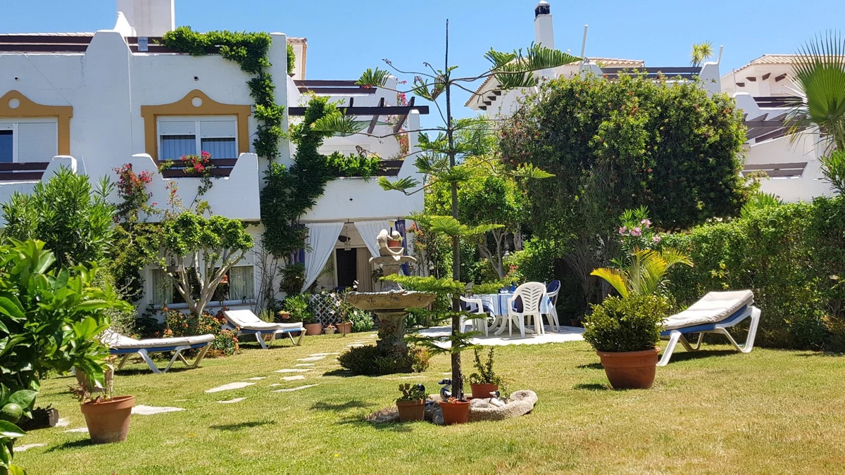 3-e898b2bb2a2fdfd06d2c39894dce8316