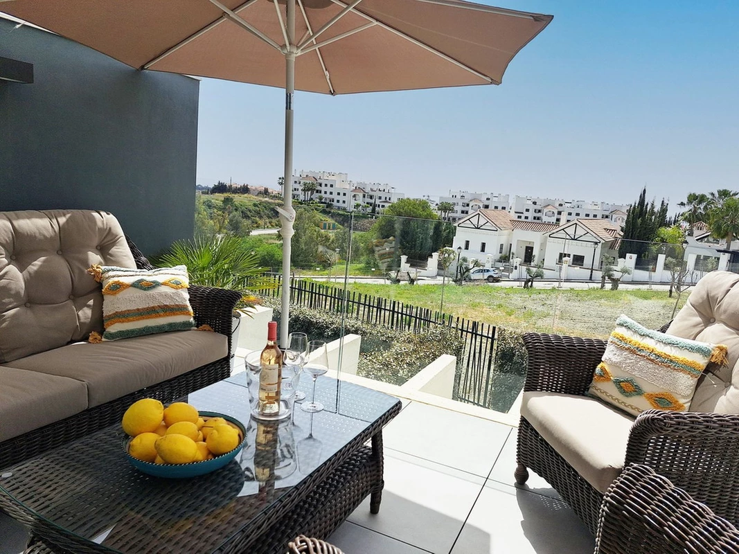 1-7980e48d732b6fc85c14b43b94d2aa54