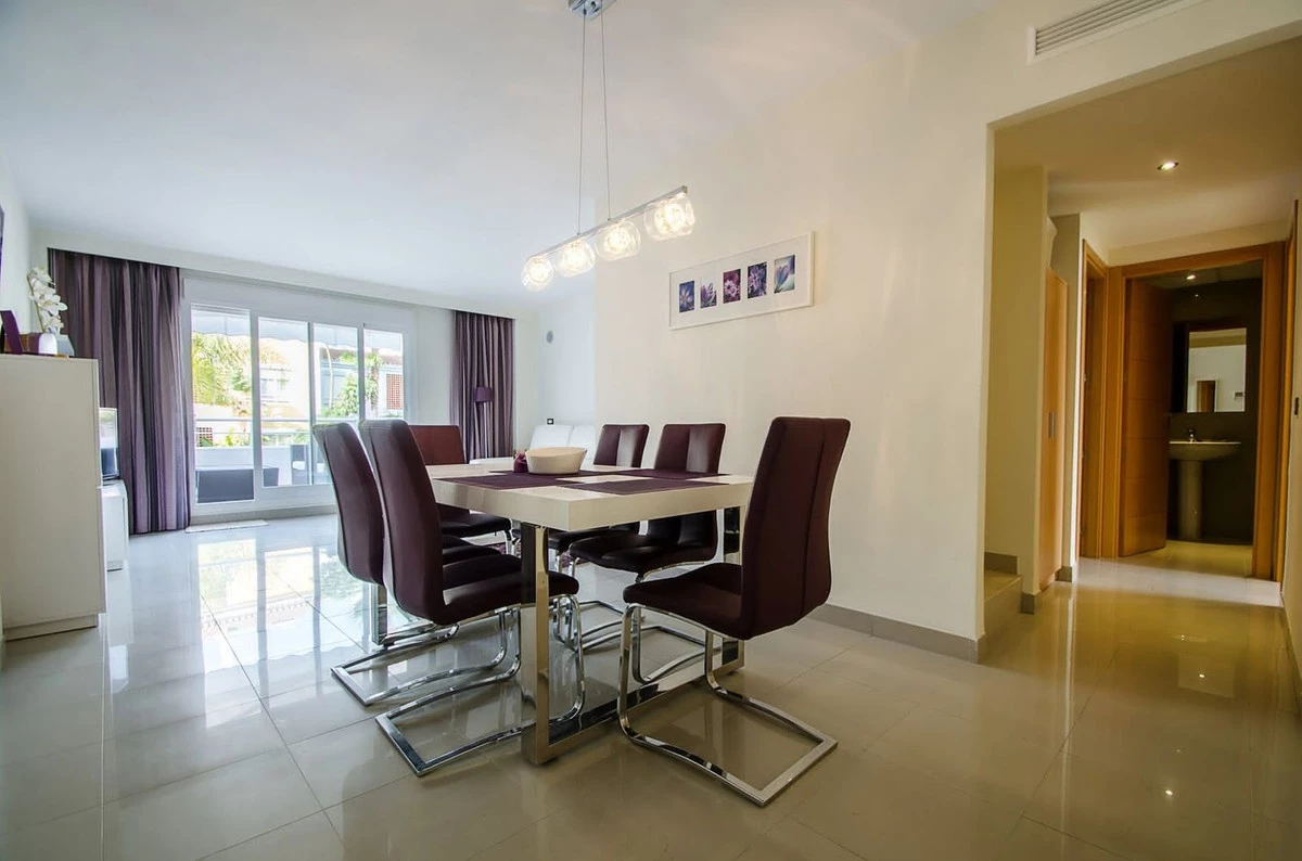 7-aa4cc561180b369757c0bb4af9886cd3