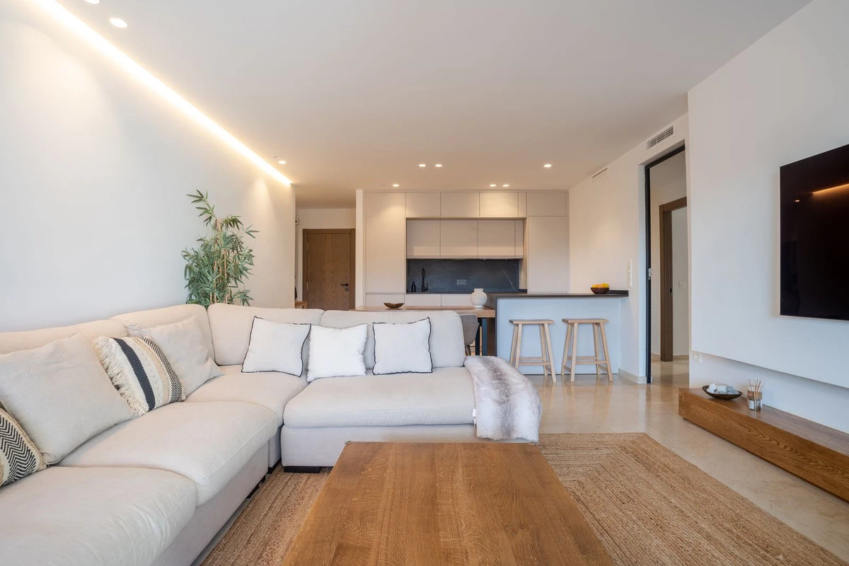 7-aa4cc561180b369757c0bb4af9886cd3