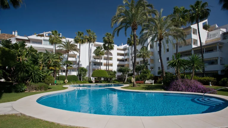R3191416 | Middle Floor Apartment in Atalaya – € 659,000 – 4 beds, 3 baths
