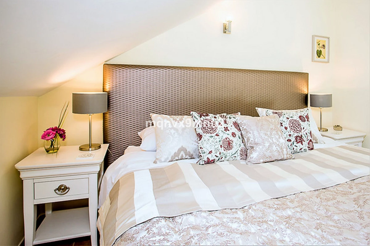 8-e64a9055bba3e77ac8aca3b893cdf826