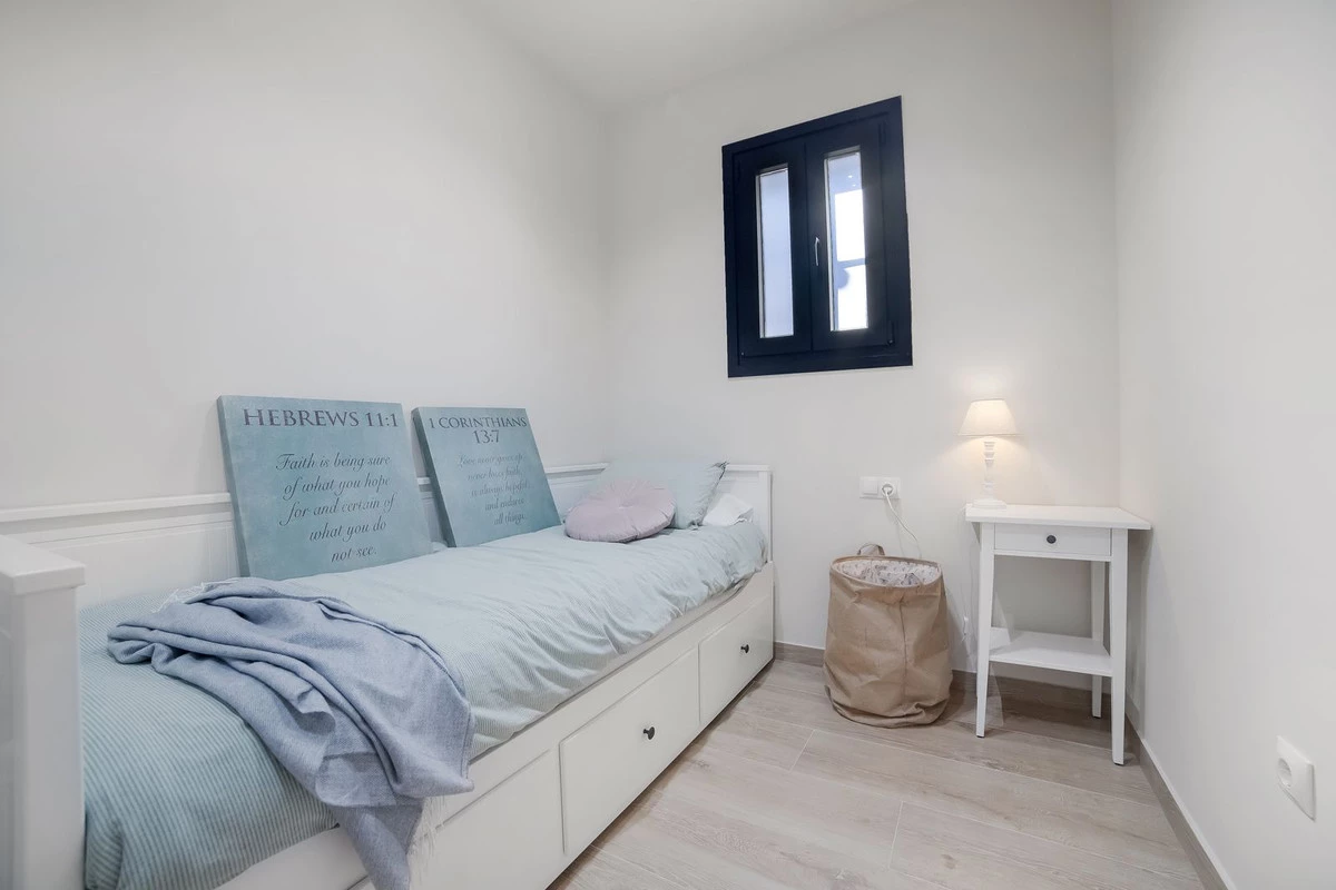 8-e64a9055bba3e77ac8aca3b893cdf826