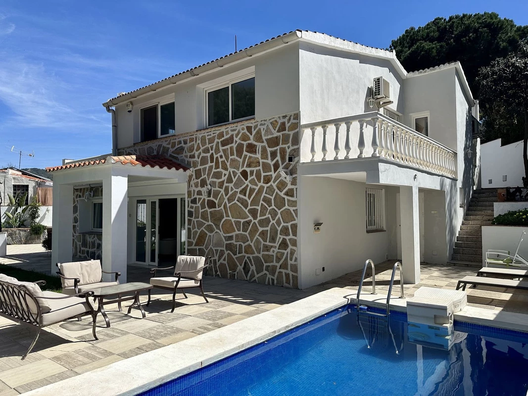 3-e898b2bb2a2fdfd06d2c39894dce8316