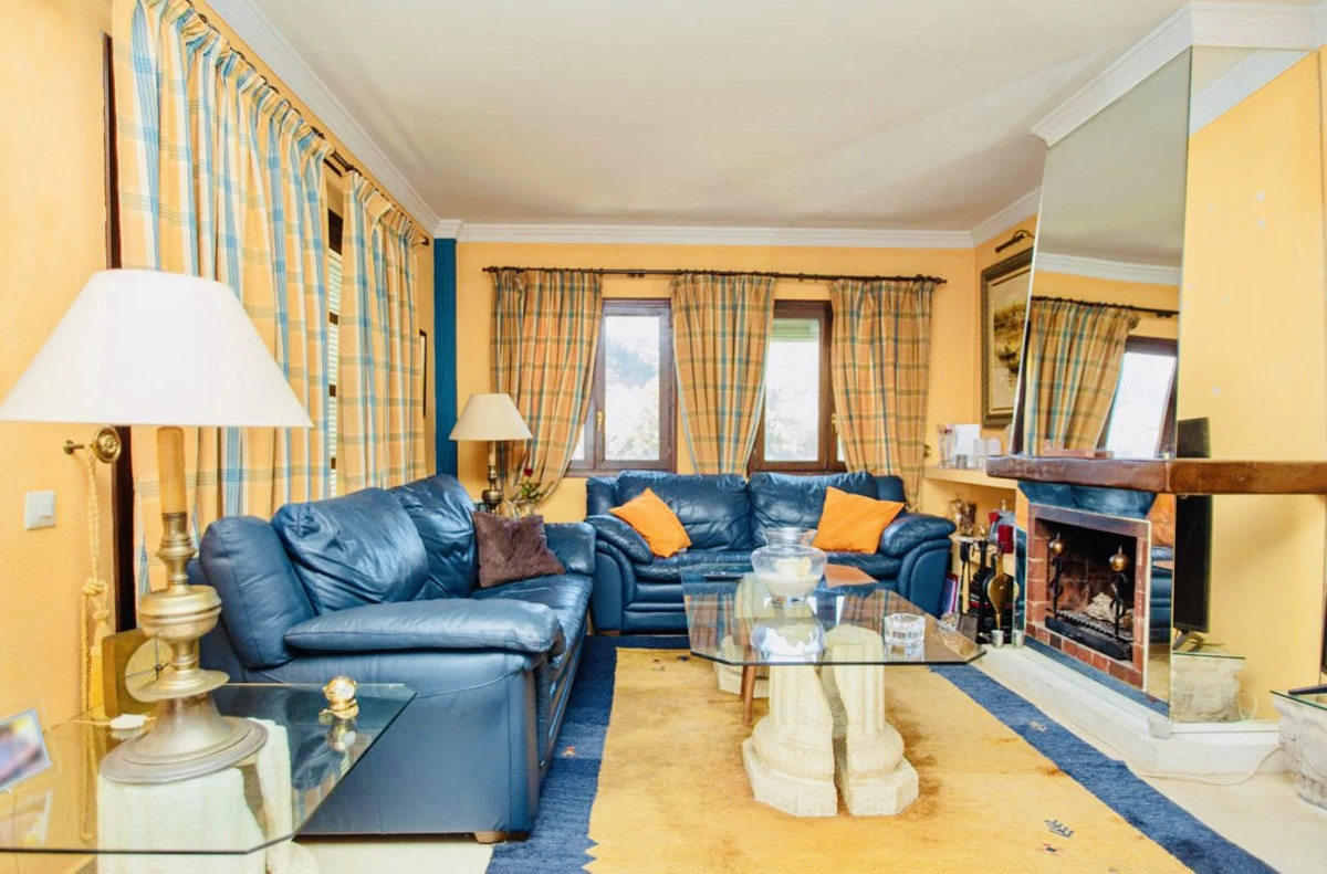 4-c23c0f86247804fa50226aecd8b0b2c8