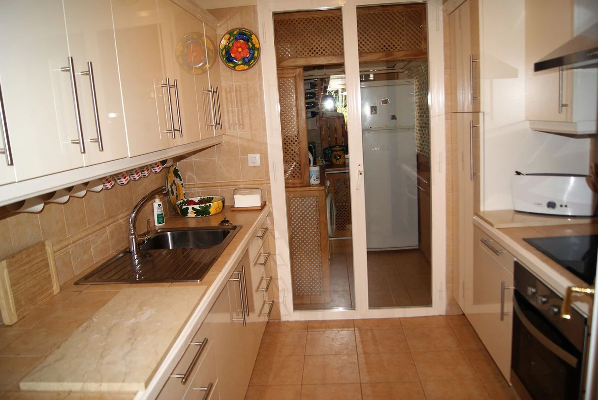 9-467d0cee5b725f3ef65f102a0c2e69c0