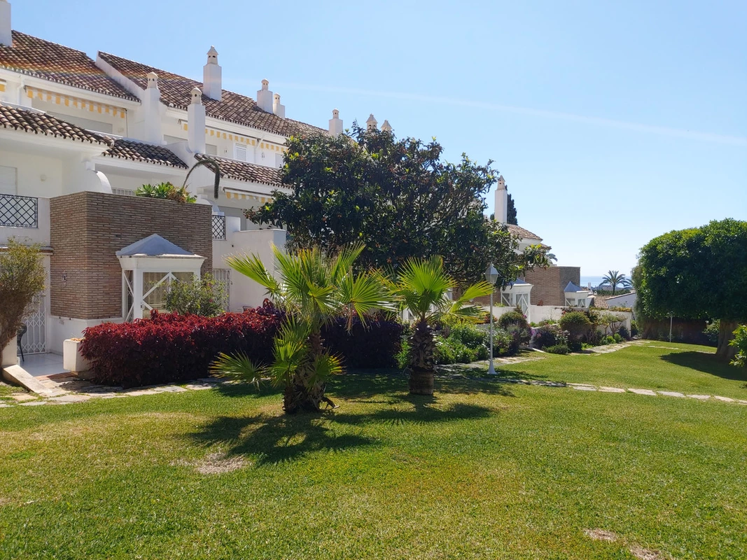 3-e898b2bb2a2fdfd06d2c39894dce8316