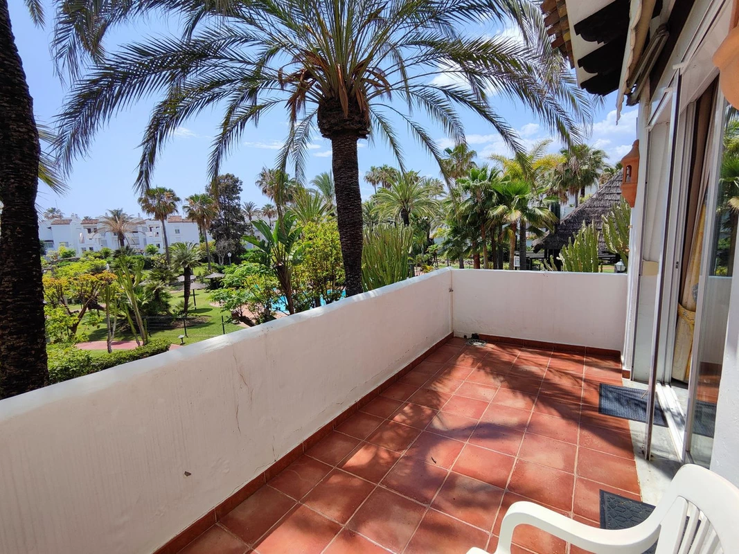 9-467d0cee5b725f3ef65f102a0c2e69c0