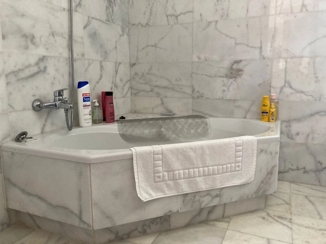 9-467d0cee5b725f3ef65f102a0c2e69c0