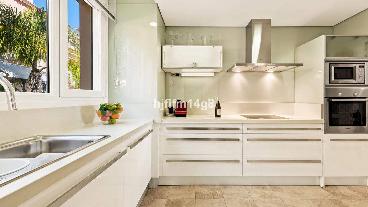 6-241328e1bcc9c0d8ce1222beb6c967a8