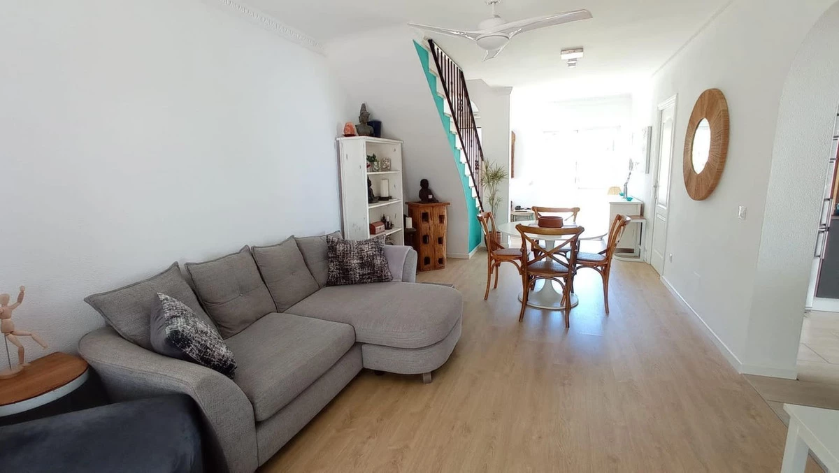 3-e898b2bb2a2fdfd06d2c39894dce8316