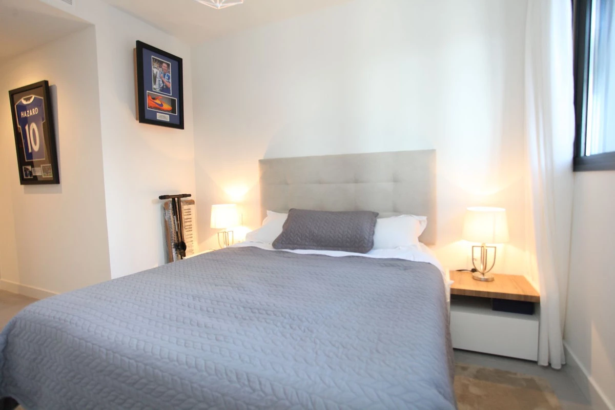 8-e64a9055bba3e77ac8aca3b893cdf826