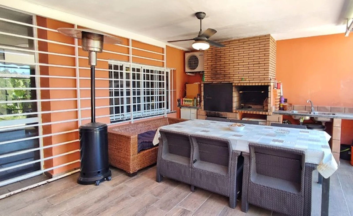 9-467d0cee5b725f3ef65f102a0c2e69c0