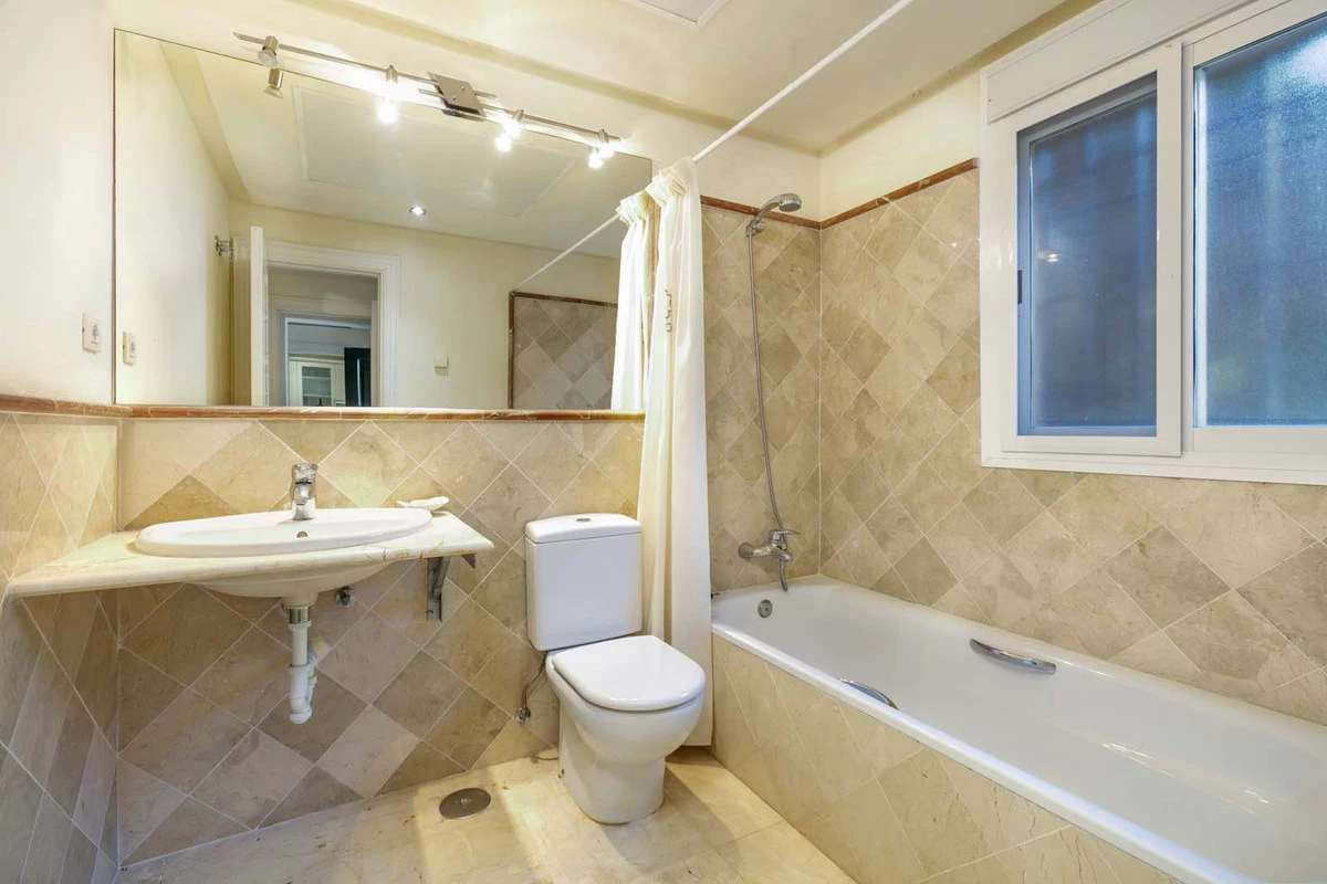 7-aa4cc561180b369757c0bb4af9886cd3