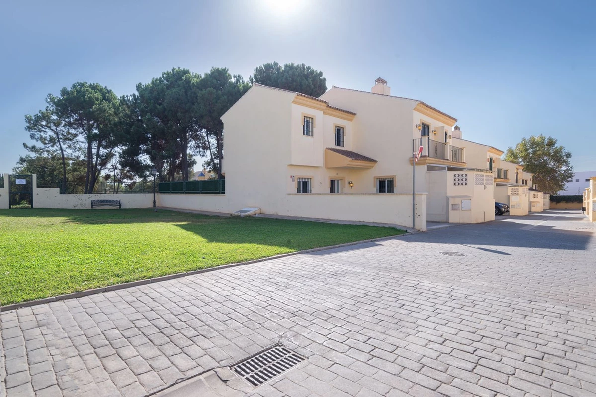 1-7980e48d732b6fc85c14b43b94d2aa54