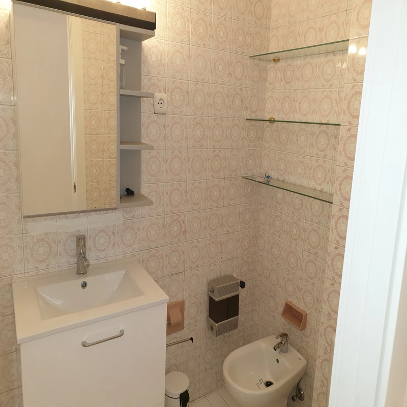 8-e64a9055bba3e77ac8aca3b893cdf826