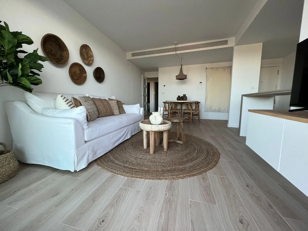 7-aa4cc561180b369757c0bb4af9886cd3