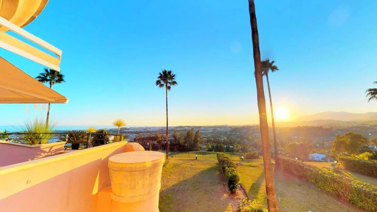 2-5bd7b9d04b45e33852eaf0ec6670150d