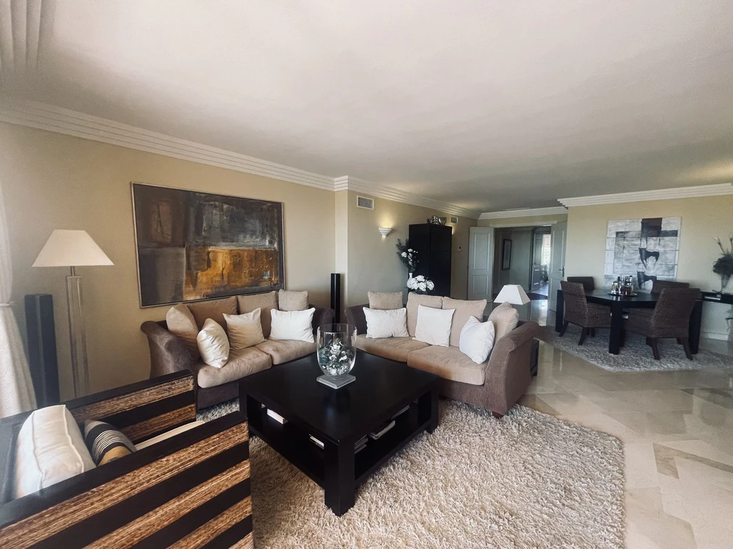 2-5bd7b9d04b45e33852eaf0ec6670150d