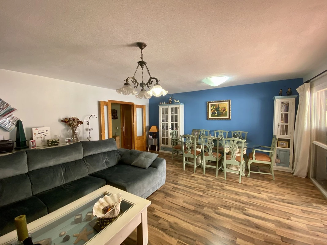 2-5bd7b9d04b45e33852eaf0ec6670150d