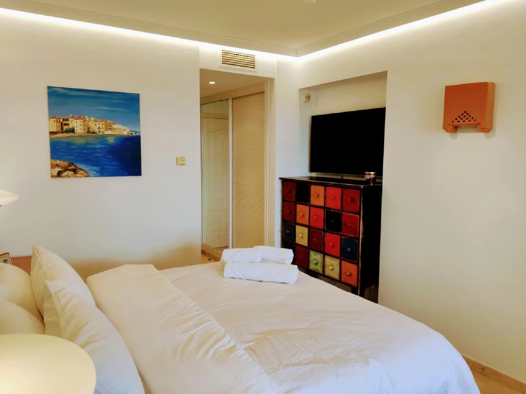 4-c23c0f86247804fa50226aecd8b0b2c8