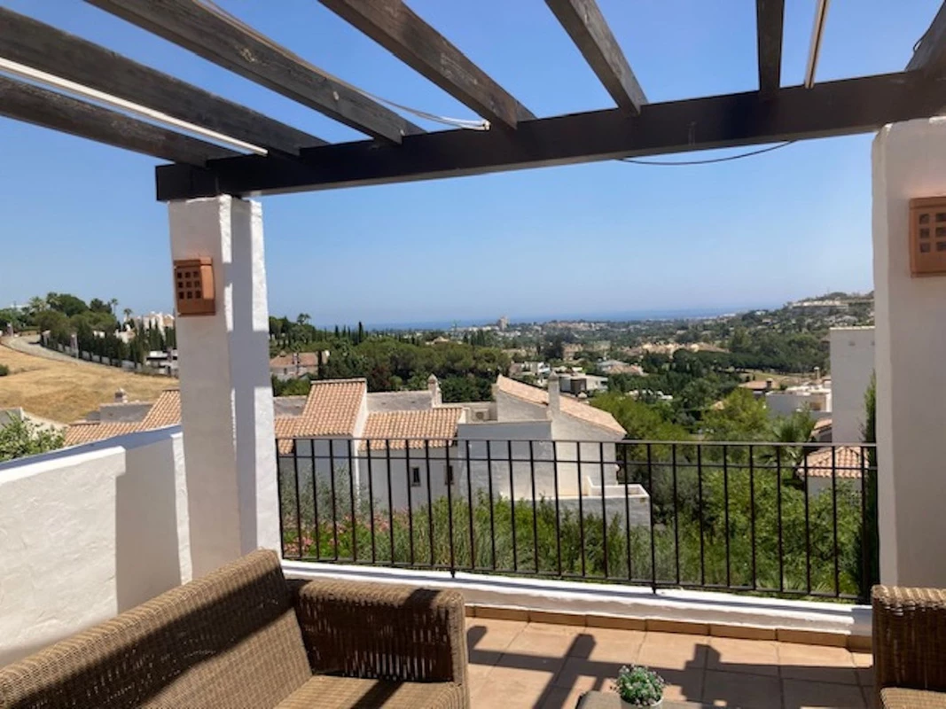 2-5bd7b9d04b45e33852eaf0ec6670150d