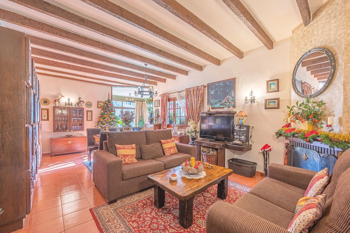 9-467d0cee5b725f3ef65f102a0c2e69c0