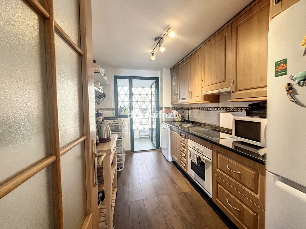 9-467d0cee5b725f3ef65f102a0c2e69c0