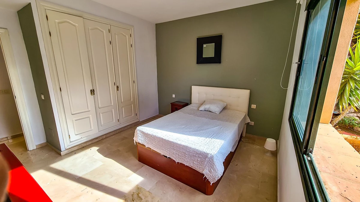 7-aa4cc561180b369757c0bb4af9886cd3