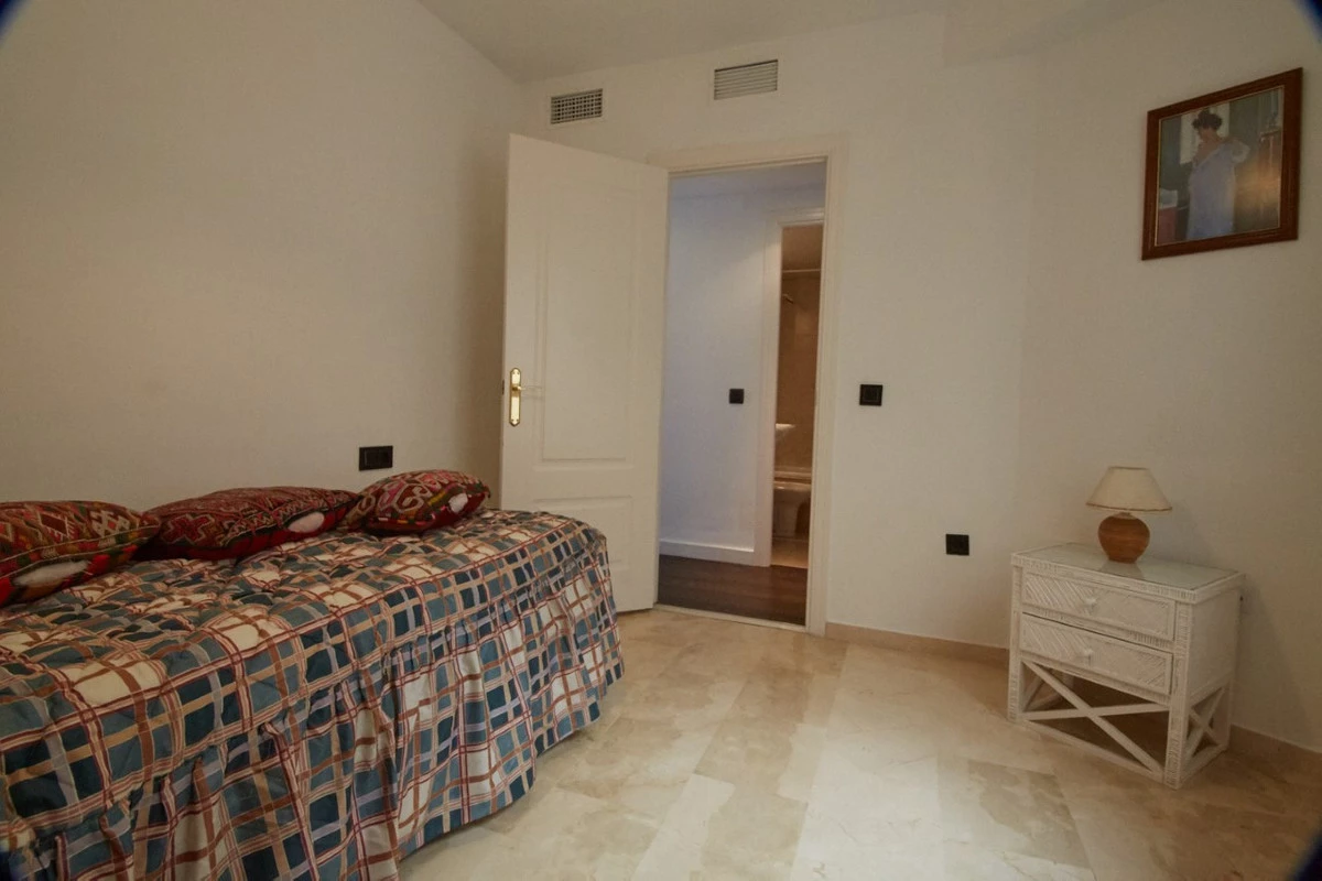 8-e64a9055bba3e77ac8aca3b893cdf826