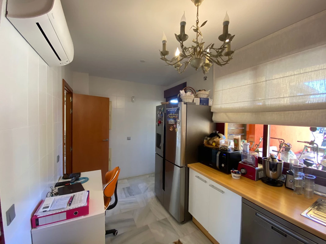 9-467d0cee5b725f3ef65f102a0c2e69c0