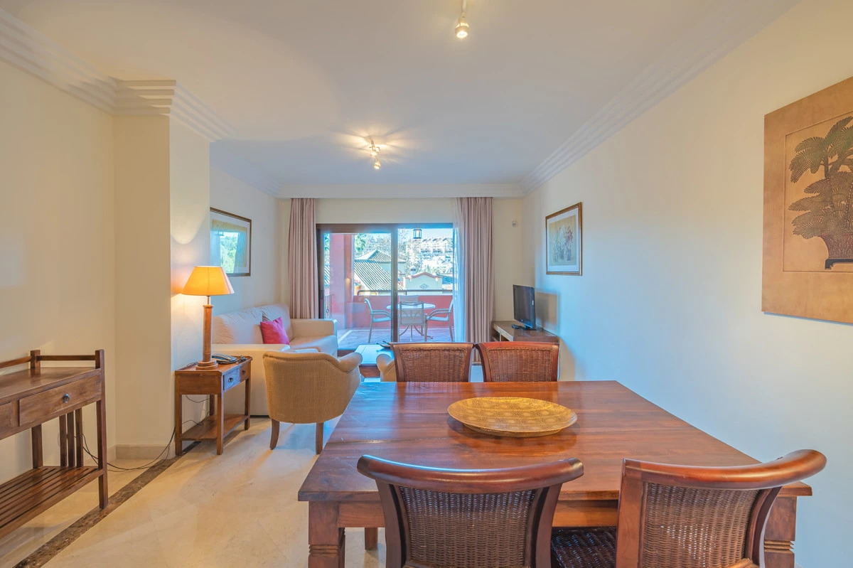 4-c23c0f86247804fa50226aecd8b0b2c8