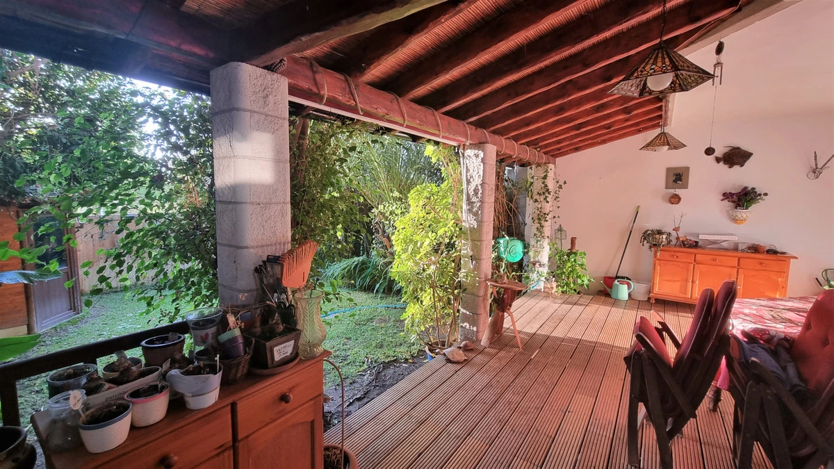 8-e64a9055bba3e77ac8aca3b893cdf826