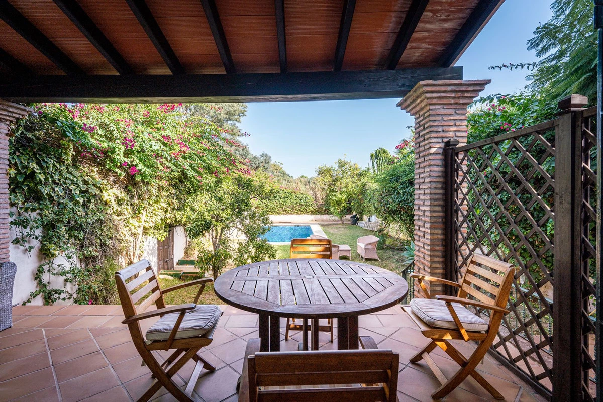 1-7980e48d732b6fc85c14b43b94d2aa54