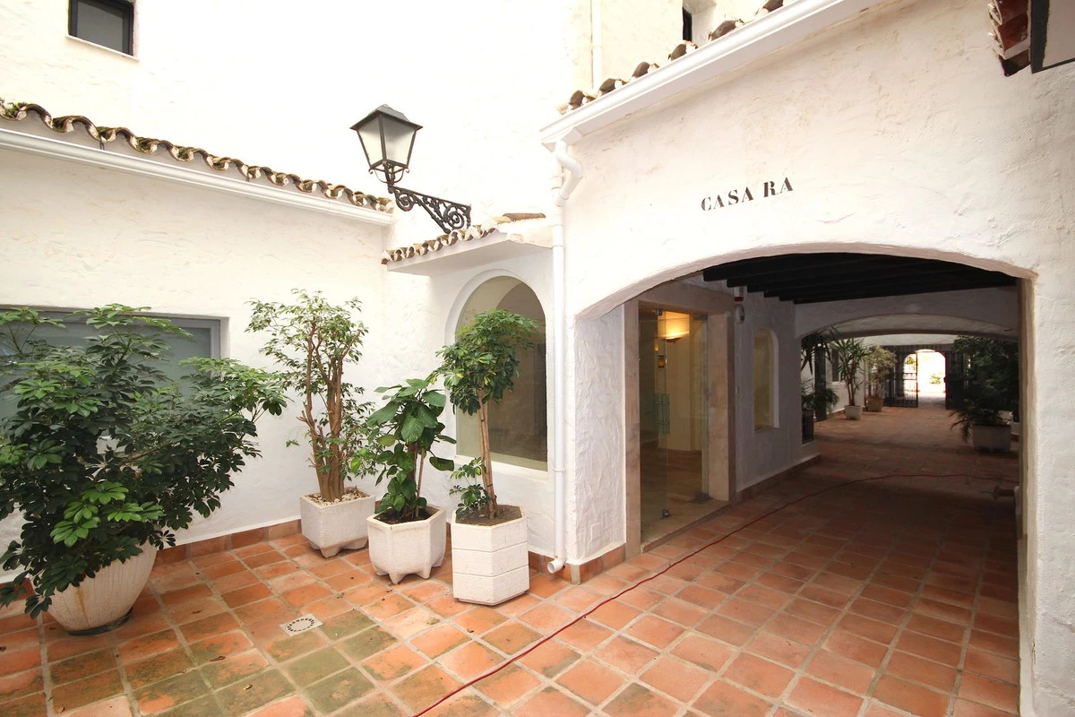 8-e64a9055bba3e77ac8aca3b893cdf826