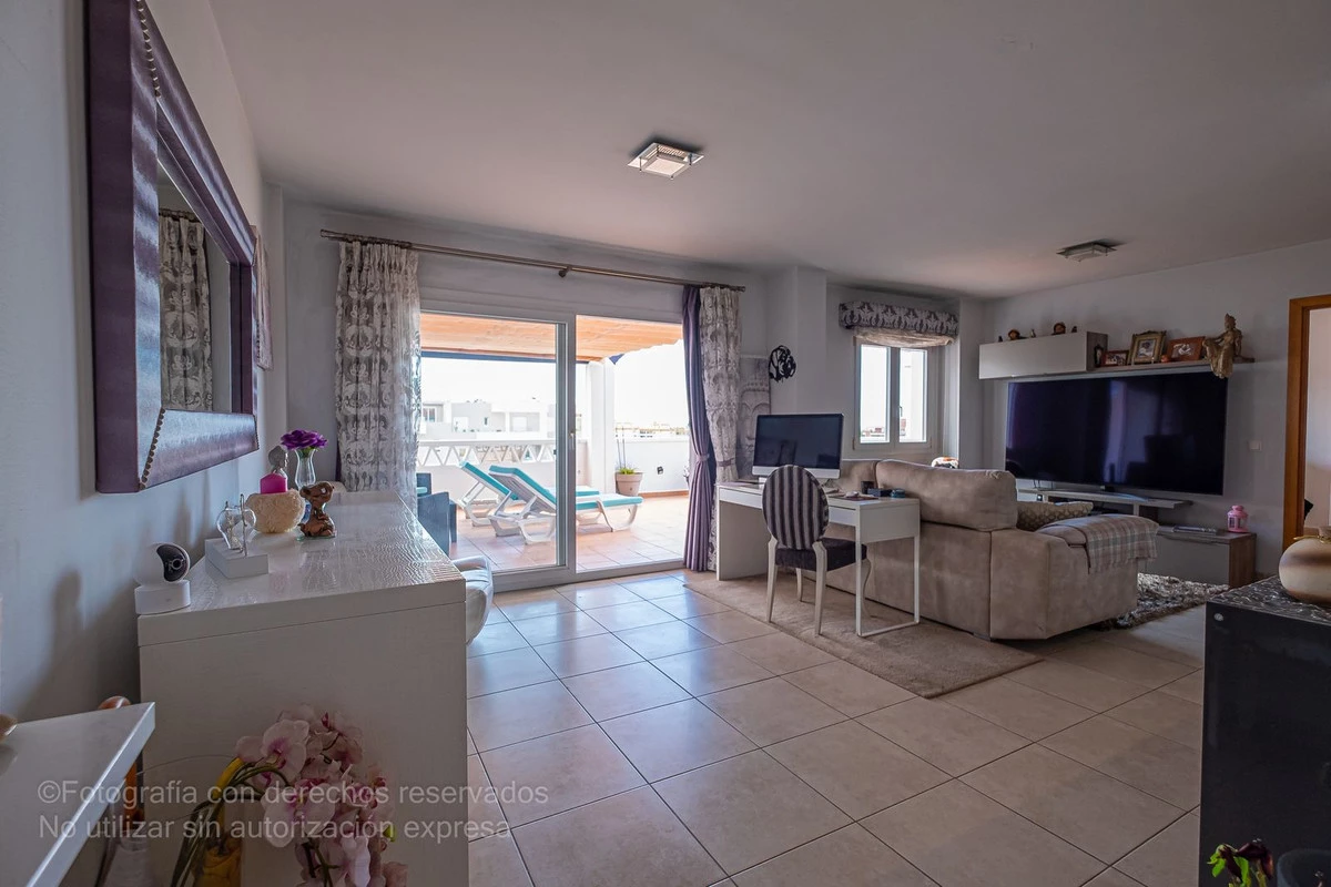 8-e64a9055bba3e77ac8aca3b893cdf826