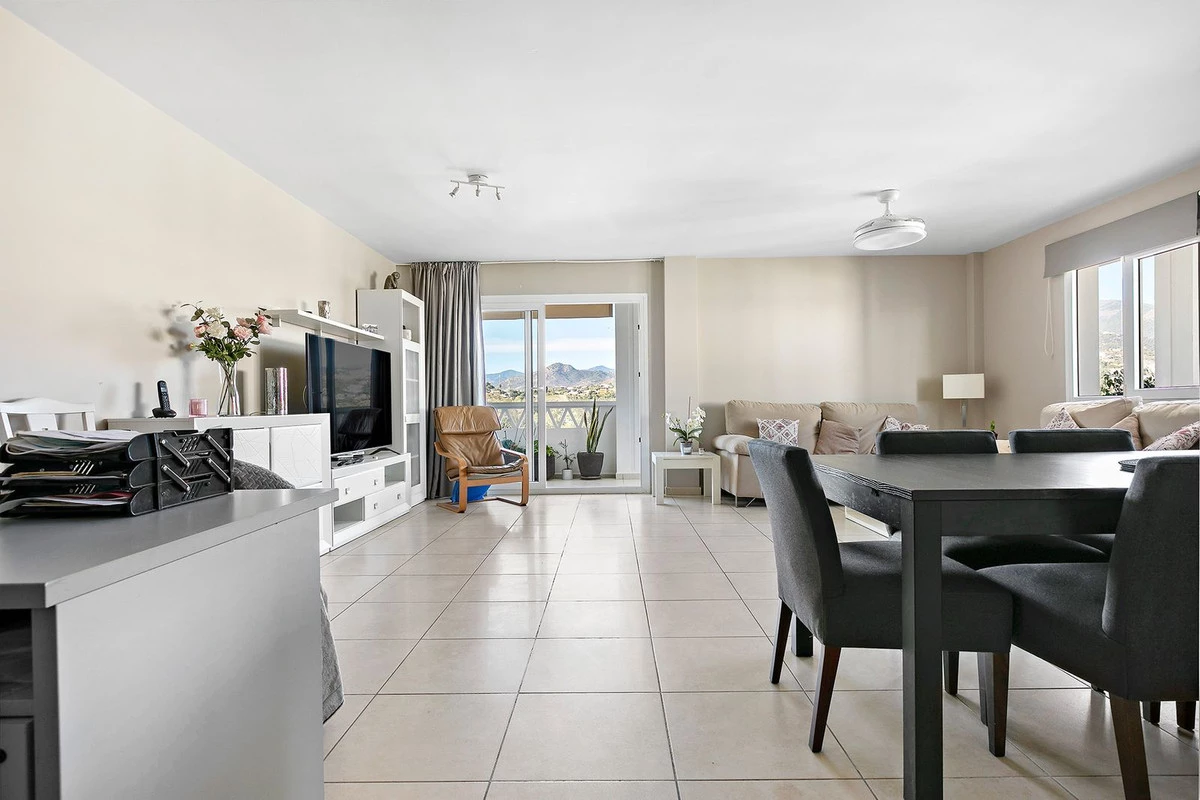 4-c23c0f86247804fa50226aecd8b0b2c8