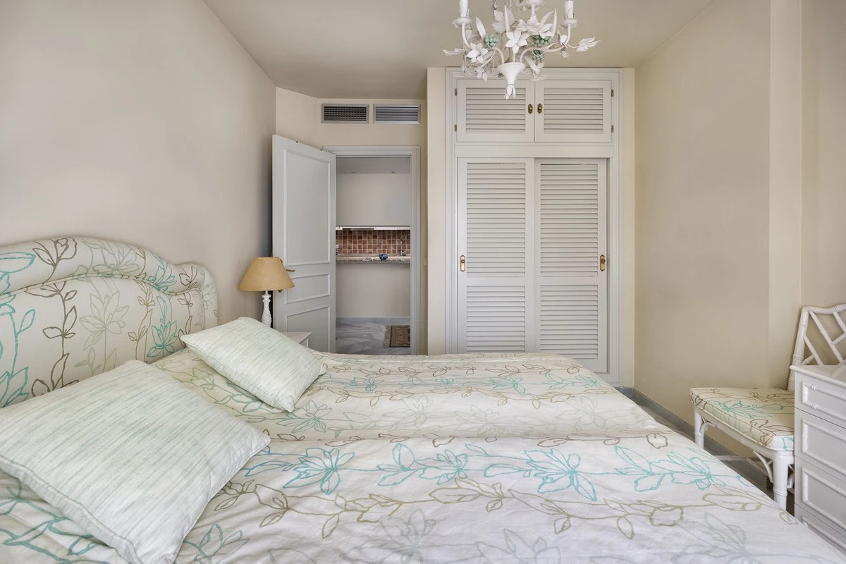 9-467d0cee5b725f3ef65f102a0c2e69c0