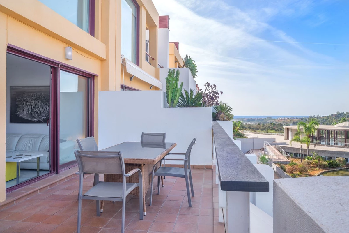 3-e898b2bb2a2fdfd06d2c39894dce8316