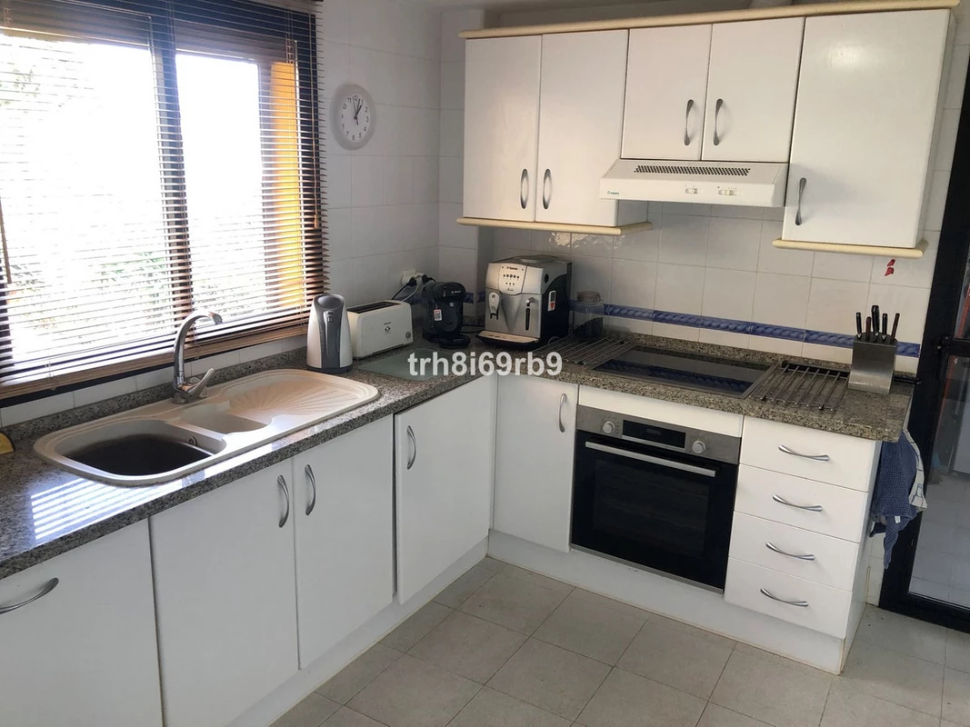 4-c23c0f86247804fa50226aecd8b0b2c8