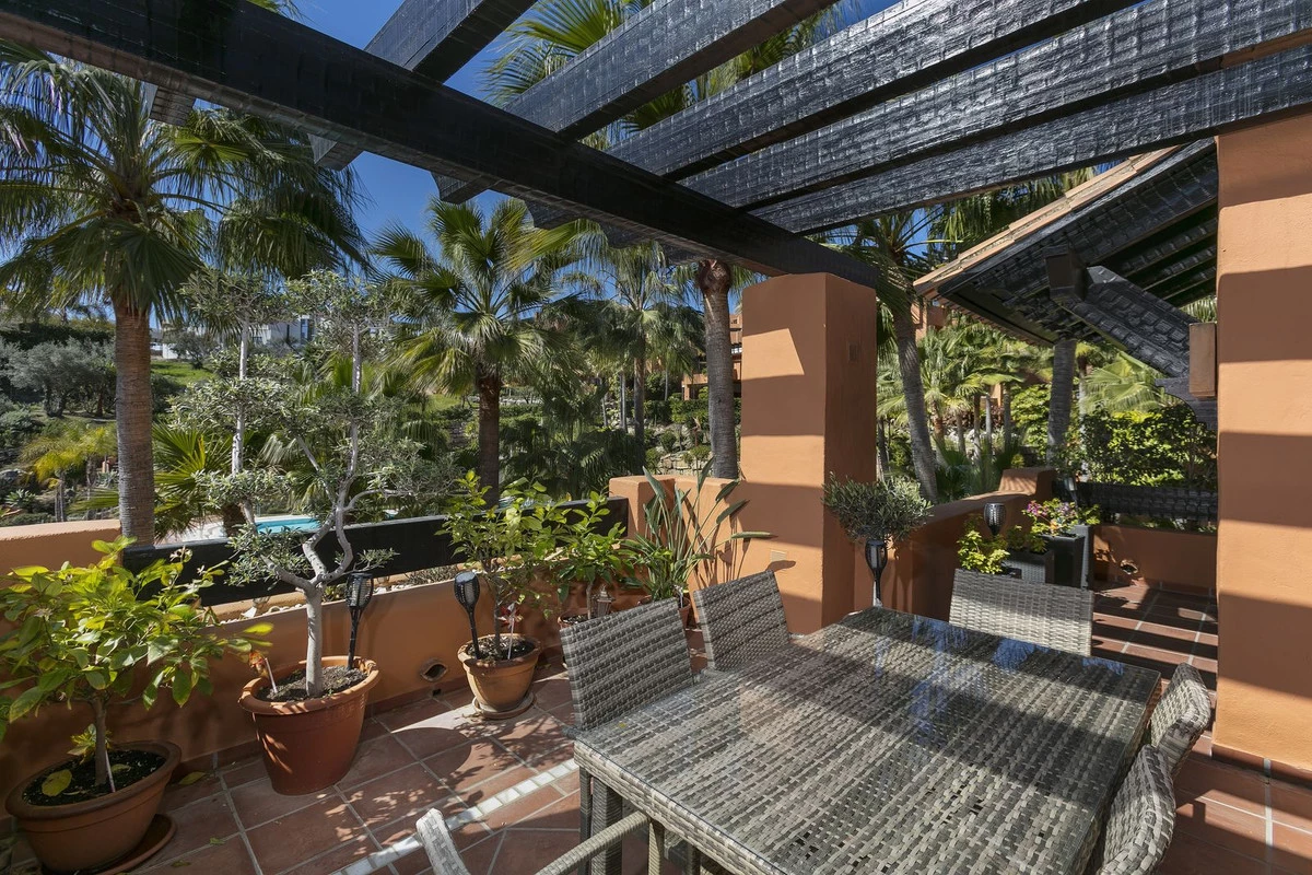 3-e898b2bb2a2fdfd06d2c39894dce8316