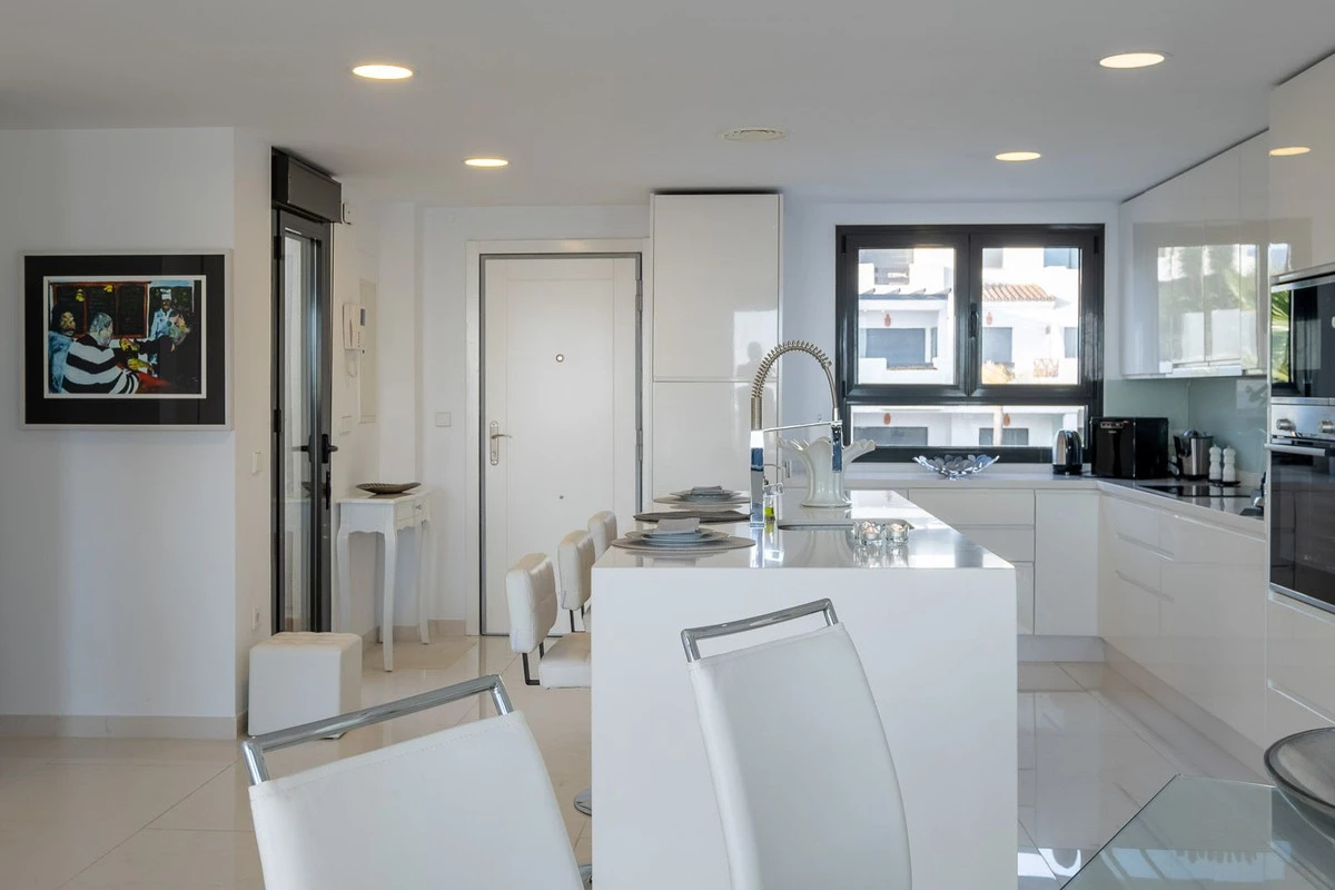 4-c23c0f86247804fa50226aecd8b0b2c8