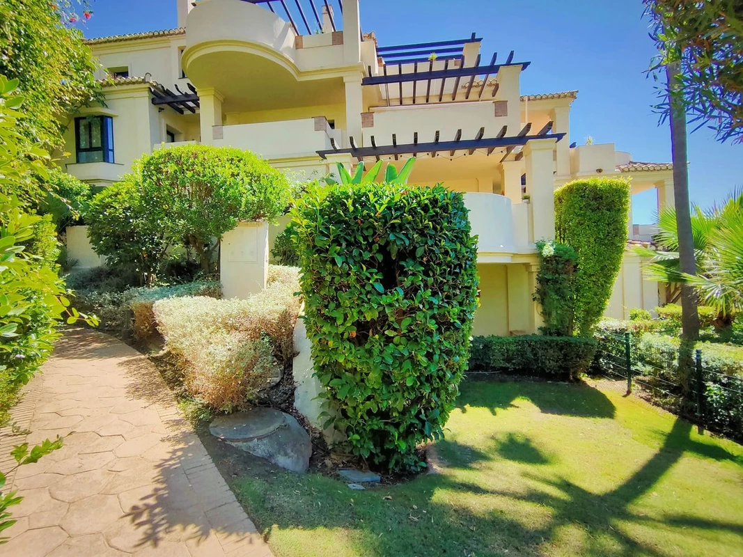 3-e898b2bb2a2fdfd06d2c39894dce8316