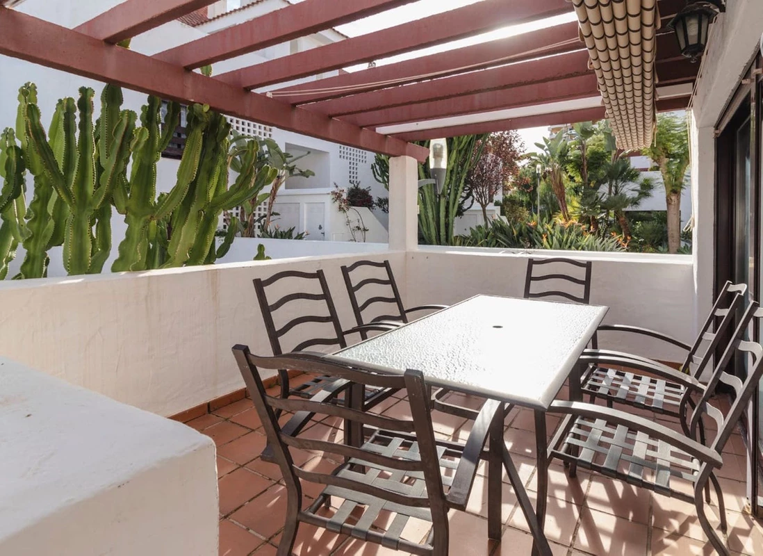 9-467d0cee5b725f3ef65f102a0c2e69c0