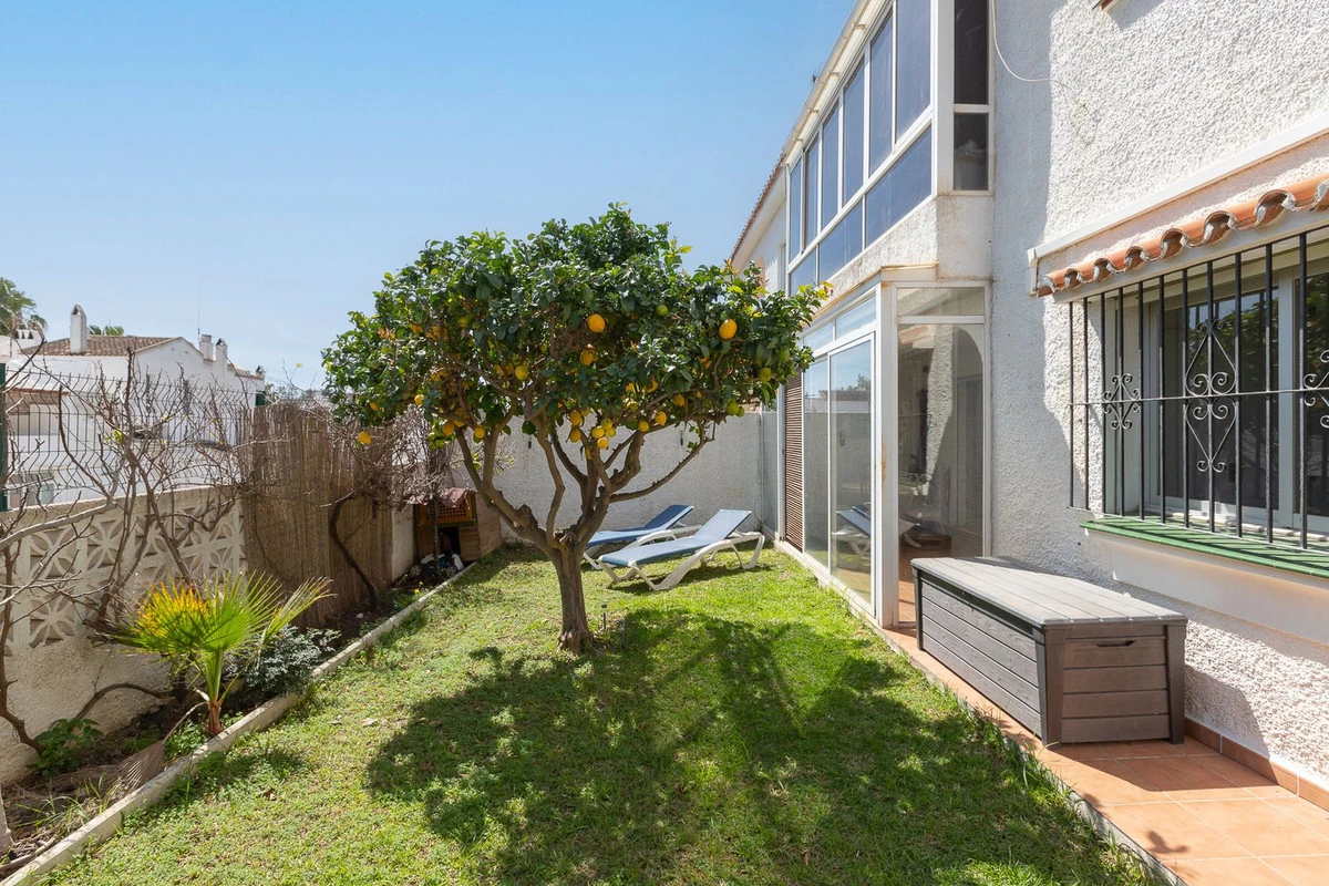 3-e898b2bb2a2fdfd06d2c39894dce8316