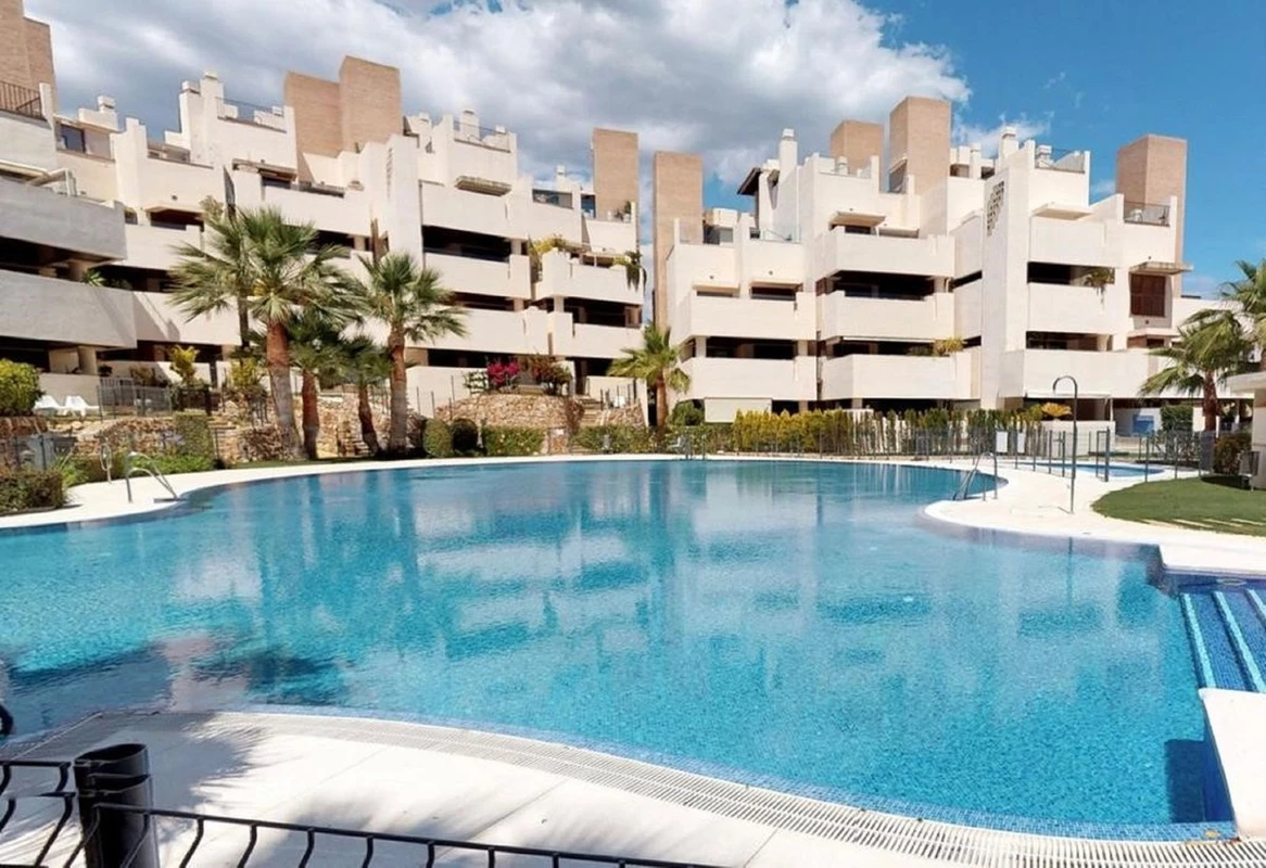 2-5bd7b9d04b45e33852eaf0ec6670150d