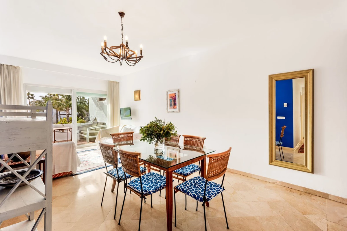 8-e64a9055bba3e77ac8aca3b893cdf826