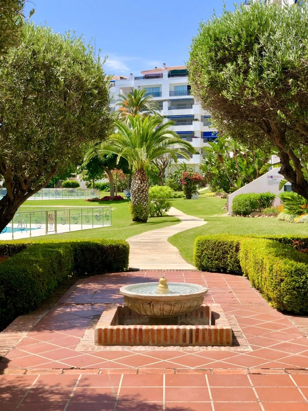 2-5bd7b9d04b45e33852eaf0ec6670150d