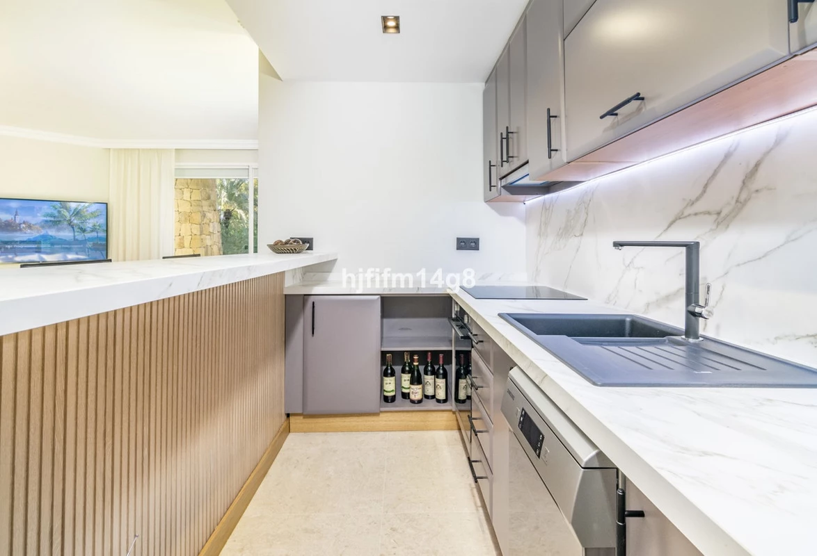 7-aa4cc561180b369757c0bb4af9886cd3